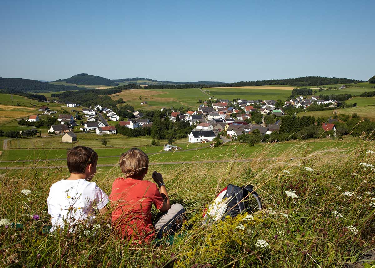 Blick vom Radersberg auf den Ortsteil Brück 